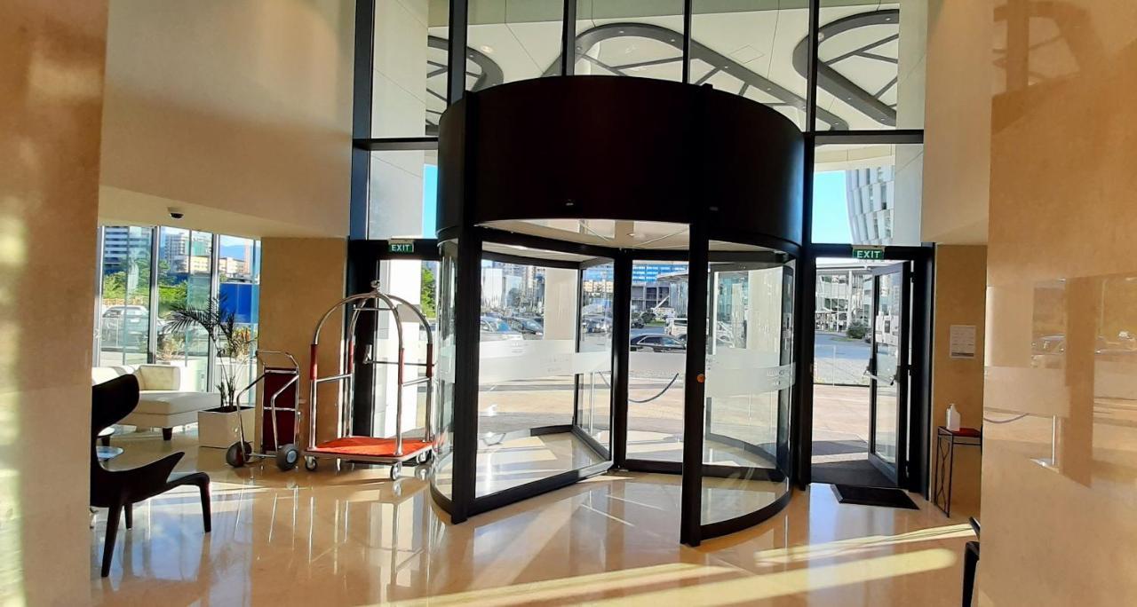 Alliance Palace Sea View Apartment 巴统 外观 照片