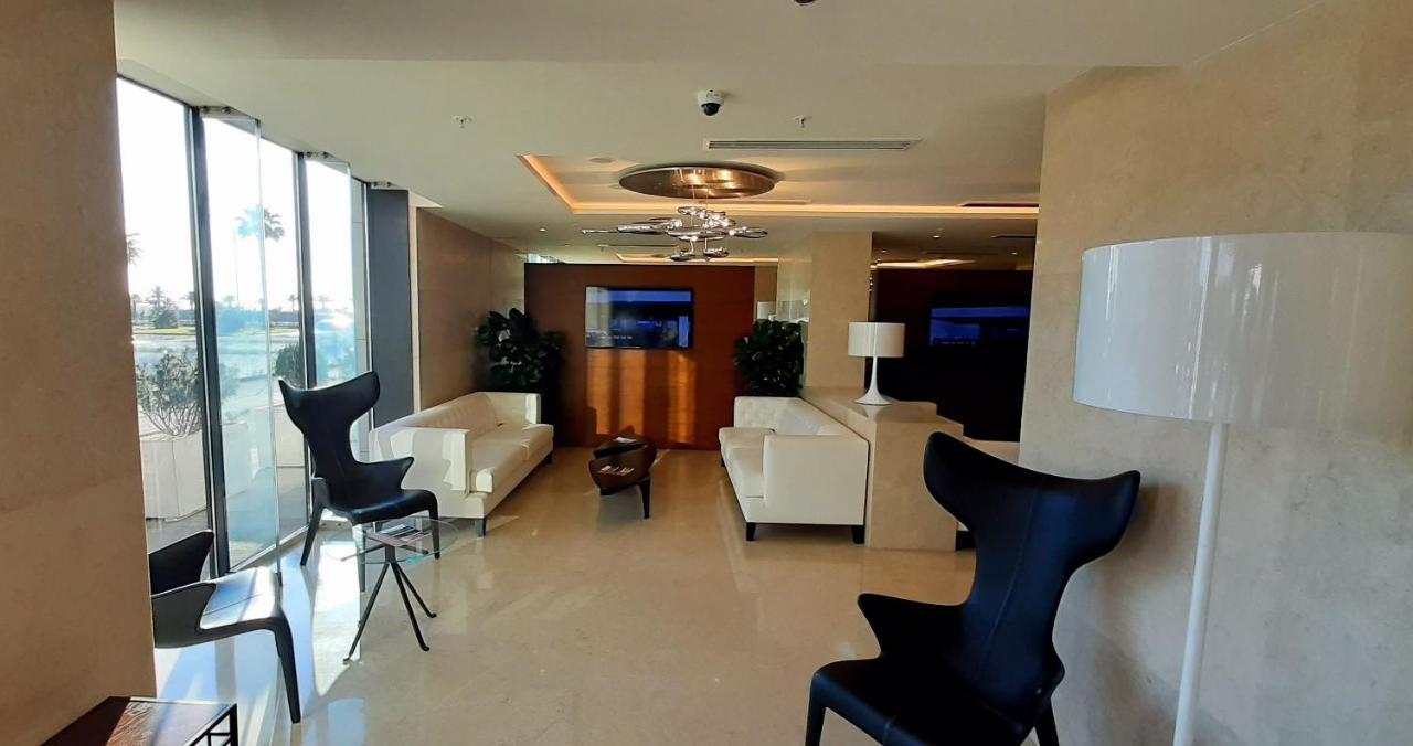 Alliance Palace Sea View Apartment 巴统 外观 照片