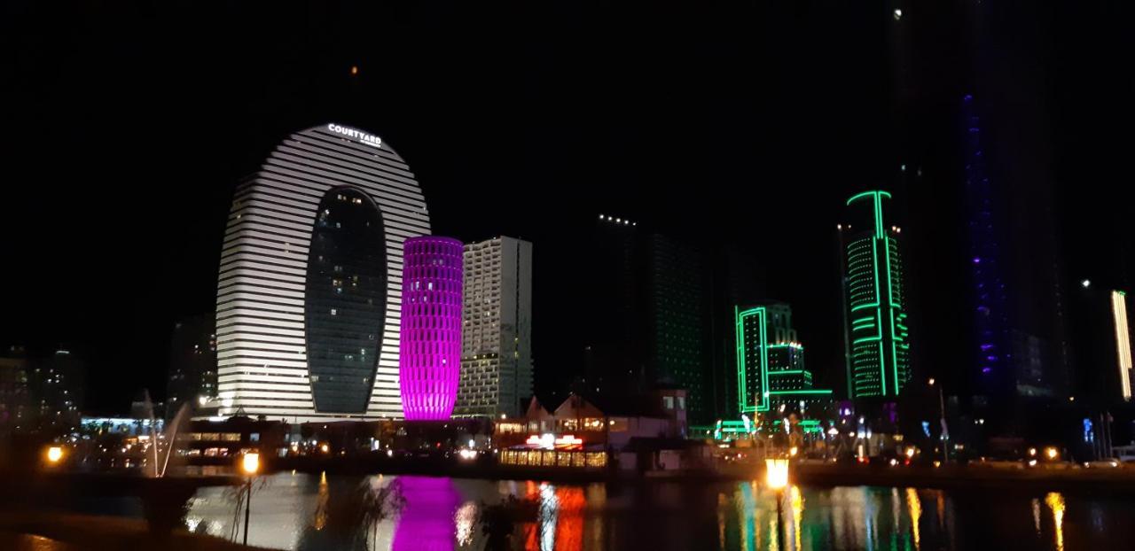 Alliance Palace Sea View Apartment 巴统 外观 照片