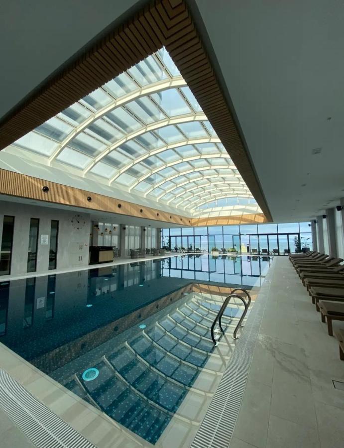 Alliance Palace Sea View Apartment 巴统 外观 照片